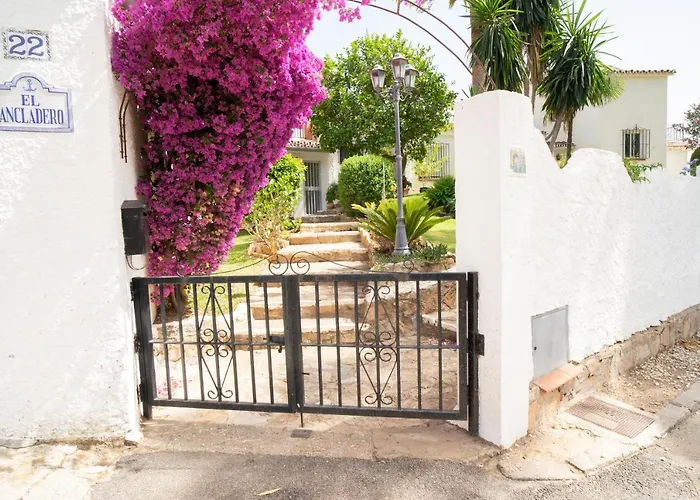 Casa Ancladero Big Rooftop Terrace, 2 Bedroom Guesthouse W Garden And View